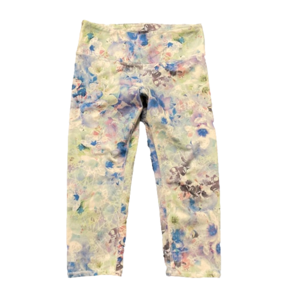 ALO Yoga Pants - Alo Printed Capris